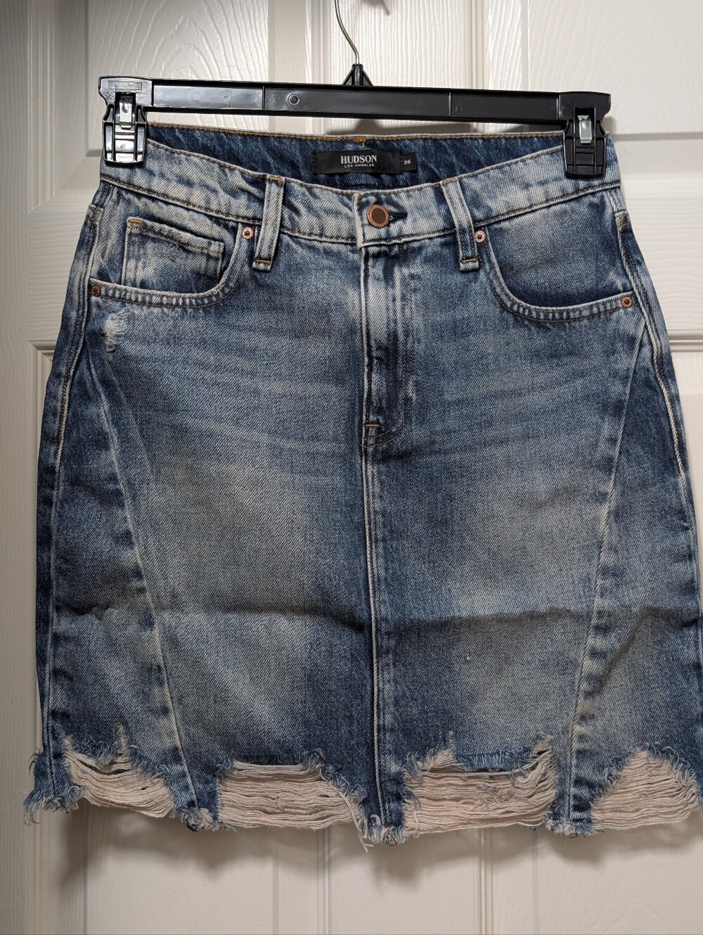 NWT Hudson Lulu Frayed denim skirt size 26 Distressed Overshadow Wash